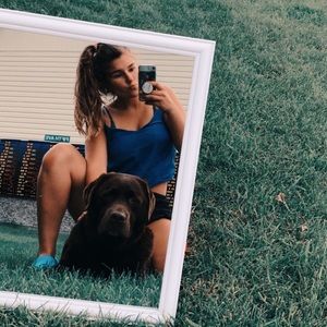 Meet your Posher, Avery